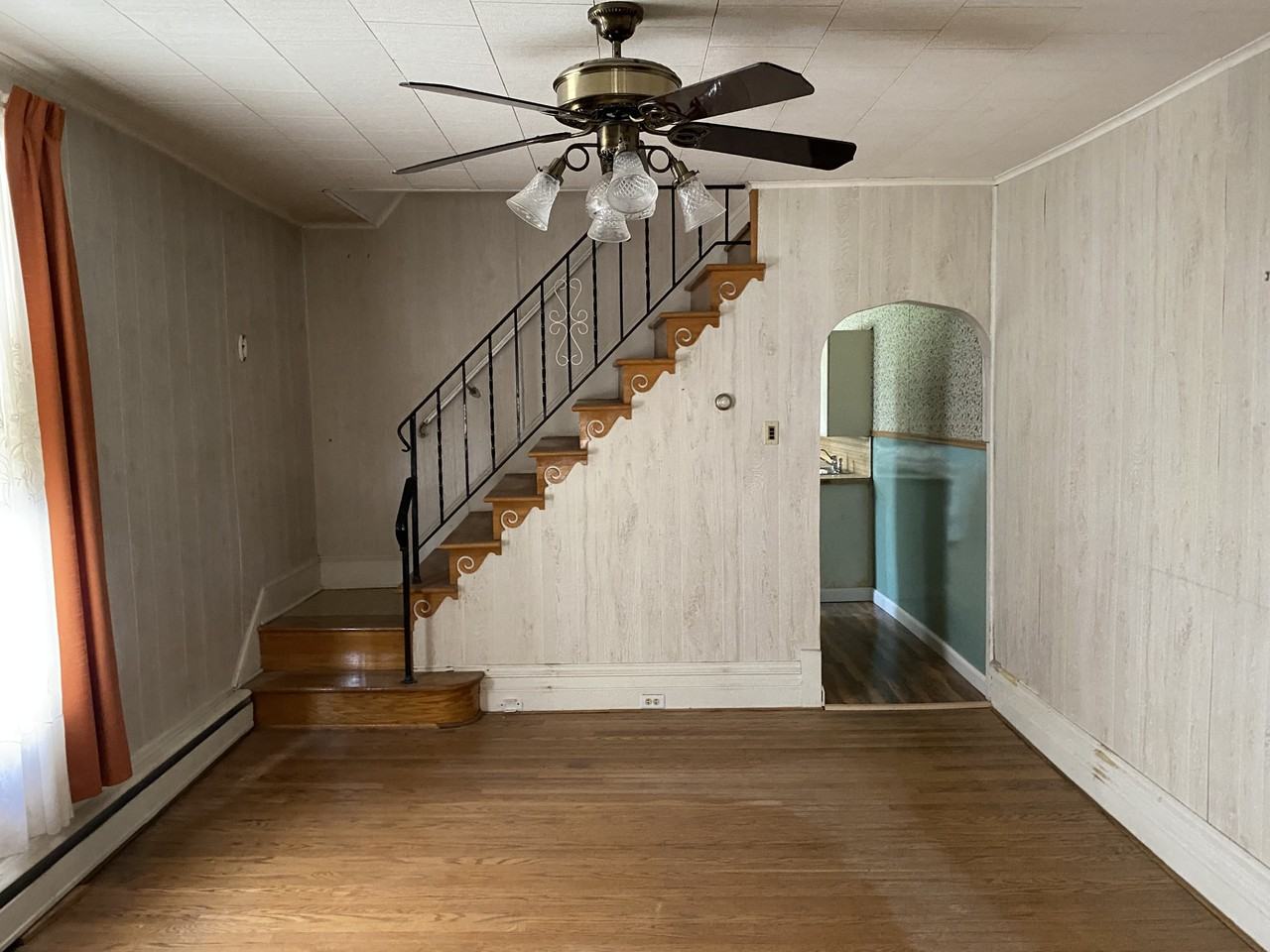 16 W 6th St #NA - Photo 2 of 13