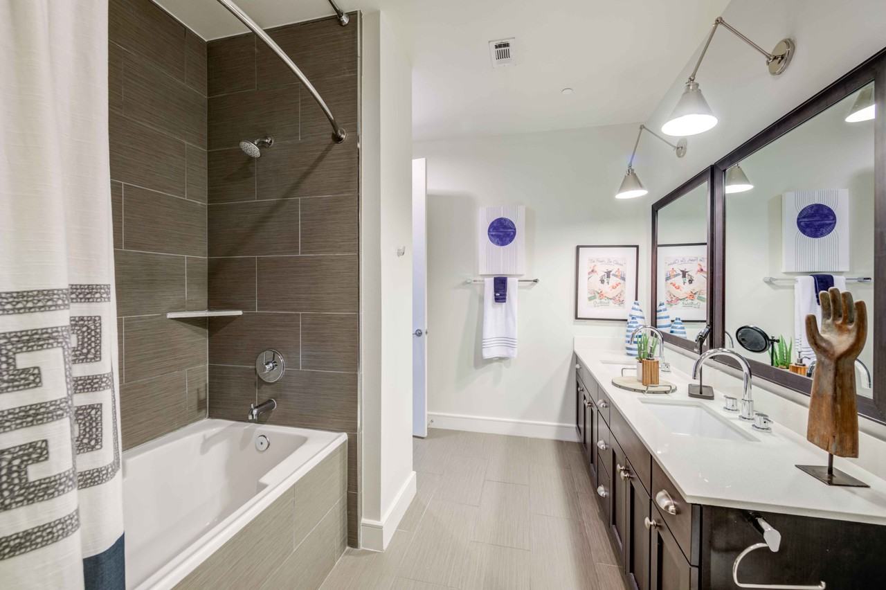 Gables McKinney Ave. - Photo 4 of 42