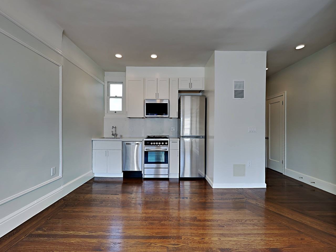 1359 Hayes St. - Photo 2 of 10