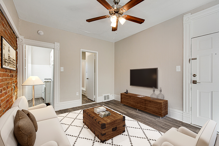 The Yellow House - Photo 3 of 9