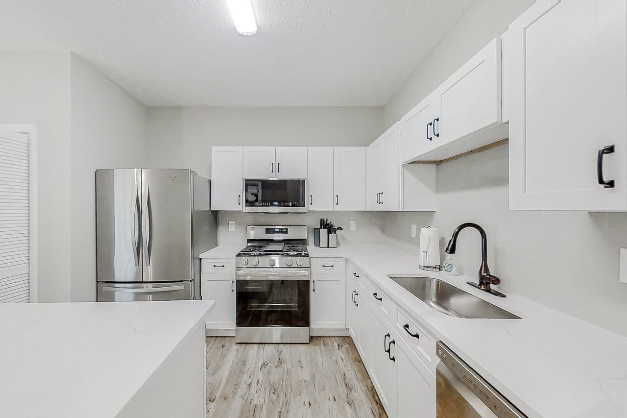 Jackson Shoals Ct - Photo 5 of 17