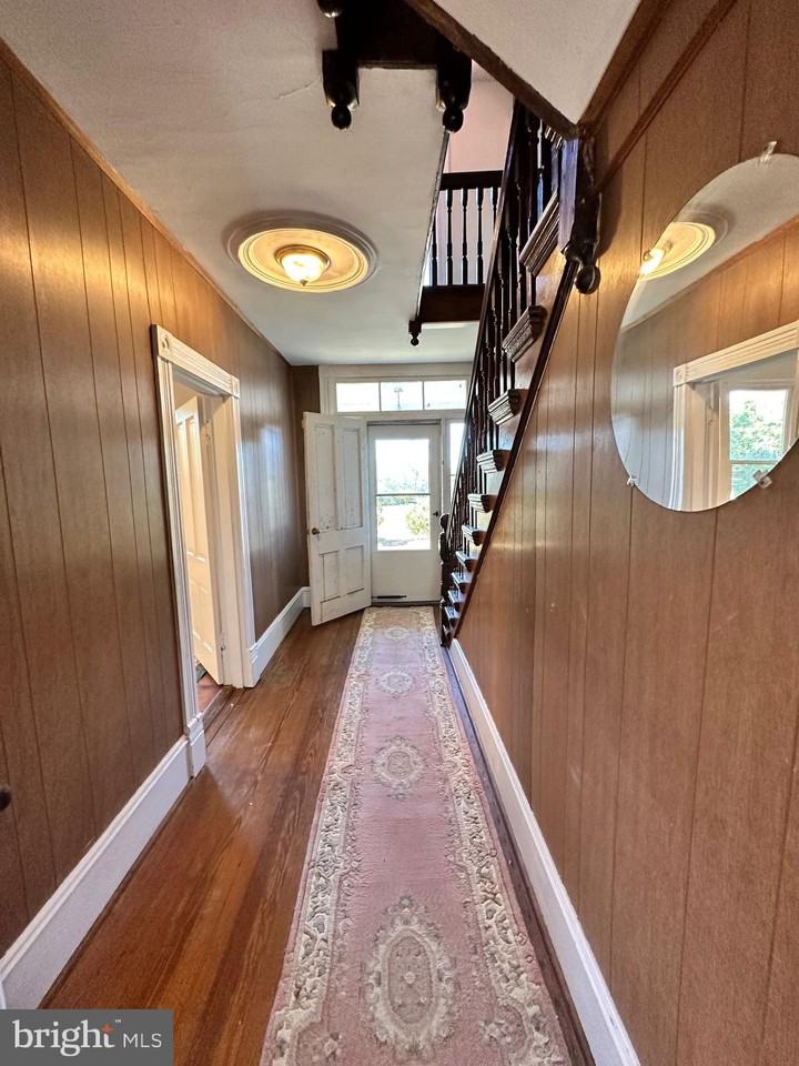 5693 Sperryville Pike - Photo 2 of 27