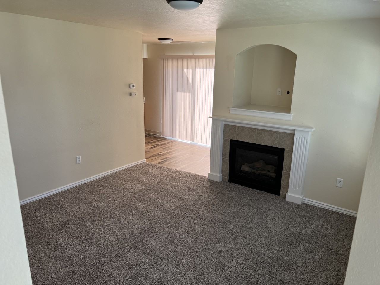 1184 W Art Ct #NA - Photo 3 of 14
