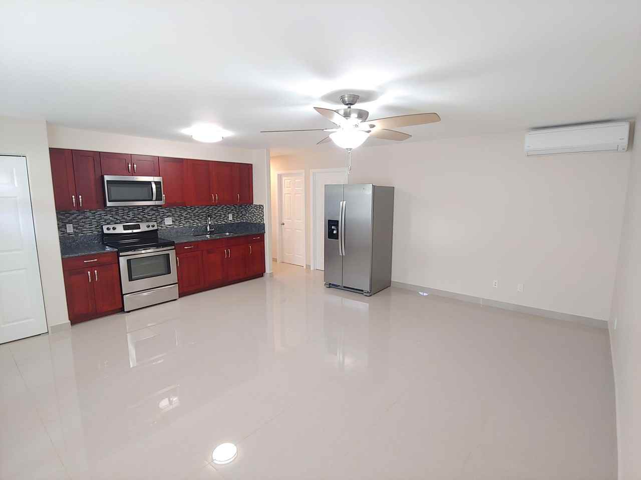 1847C Mahana St - Photo 2 of 11