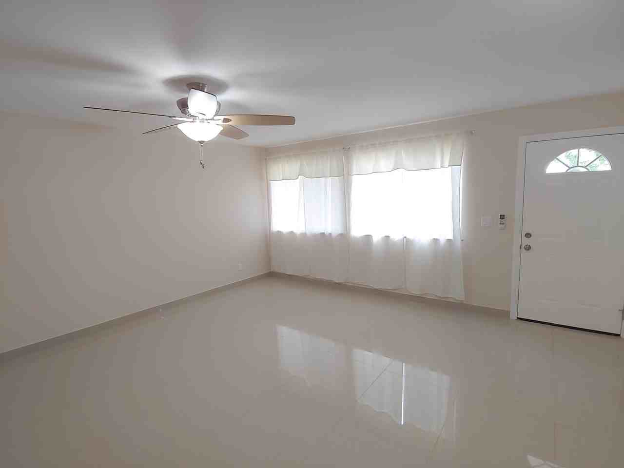 1847C Mahana St - Photo 3 of 11