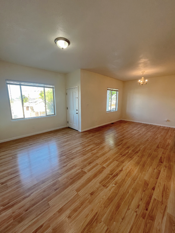 617 4th Ave - Photo 2 of 22