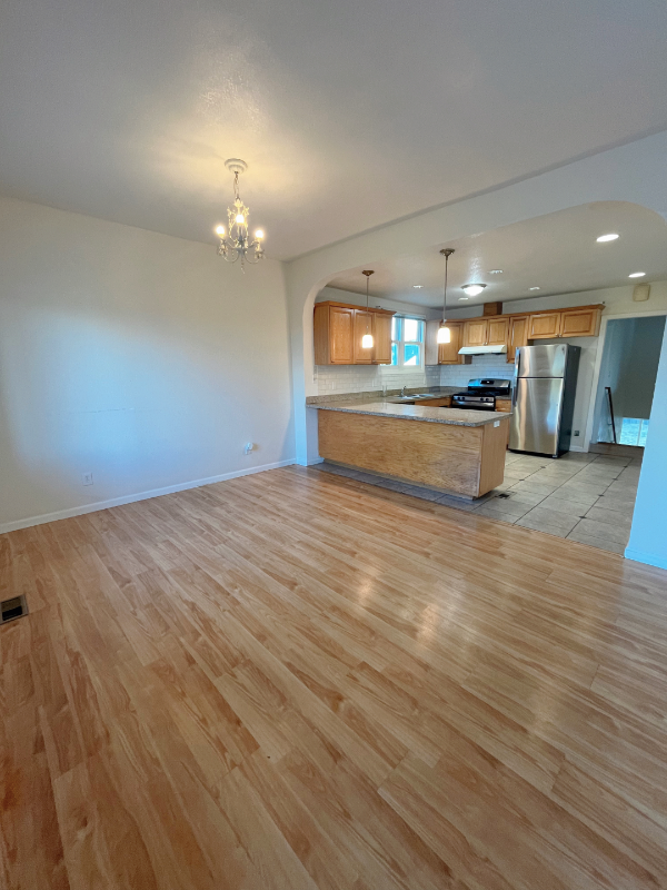 617 4th Ave - Photo 3 of 22