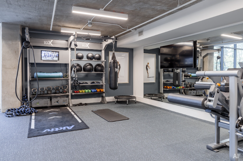 799 Marietta St Nw - Photo 2 of 25