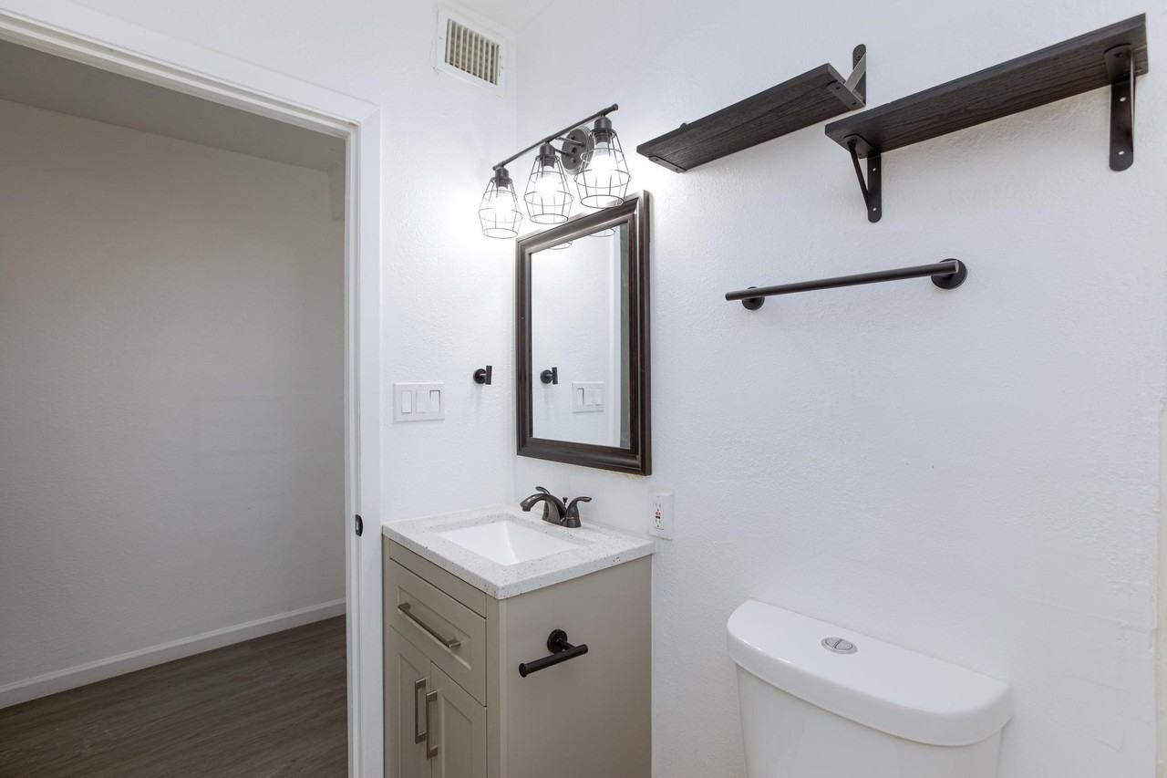 N 1st St - Photo 7 of 15