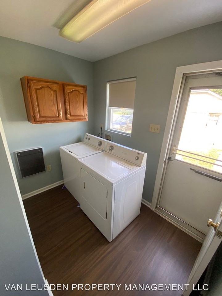 2169 Cleveland Ave - Photo 3 of 22