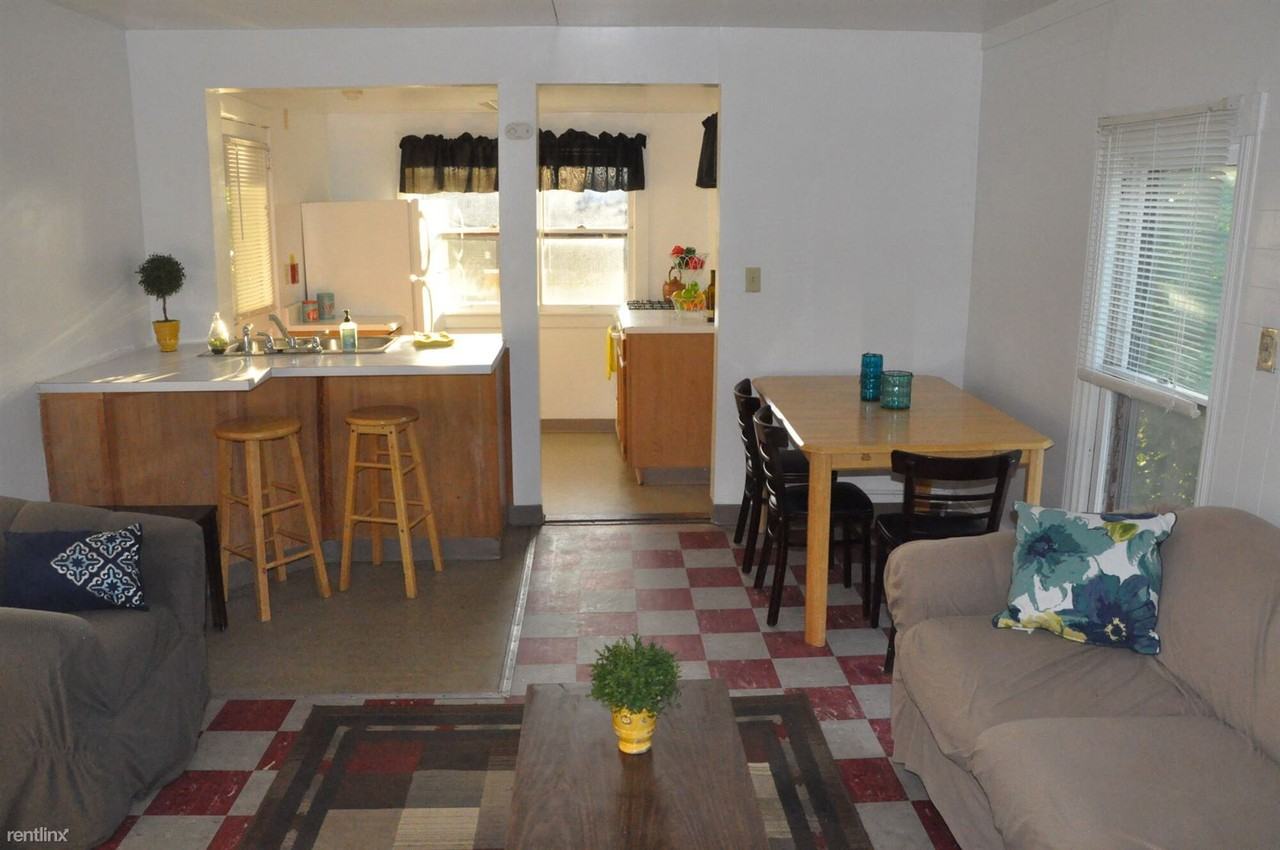 212 Linden Ave - Photo 3 of 3