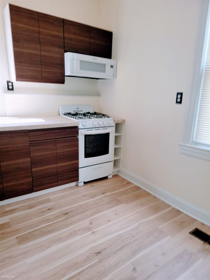 3108 Varnum St - Photo 3 of 10