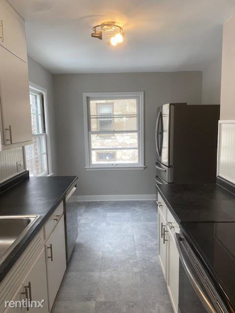 4840 N Larkin St - Photo 2 of 12