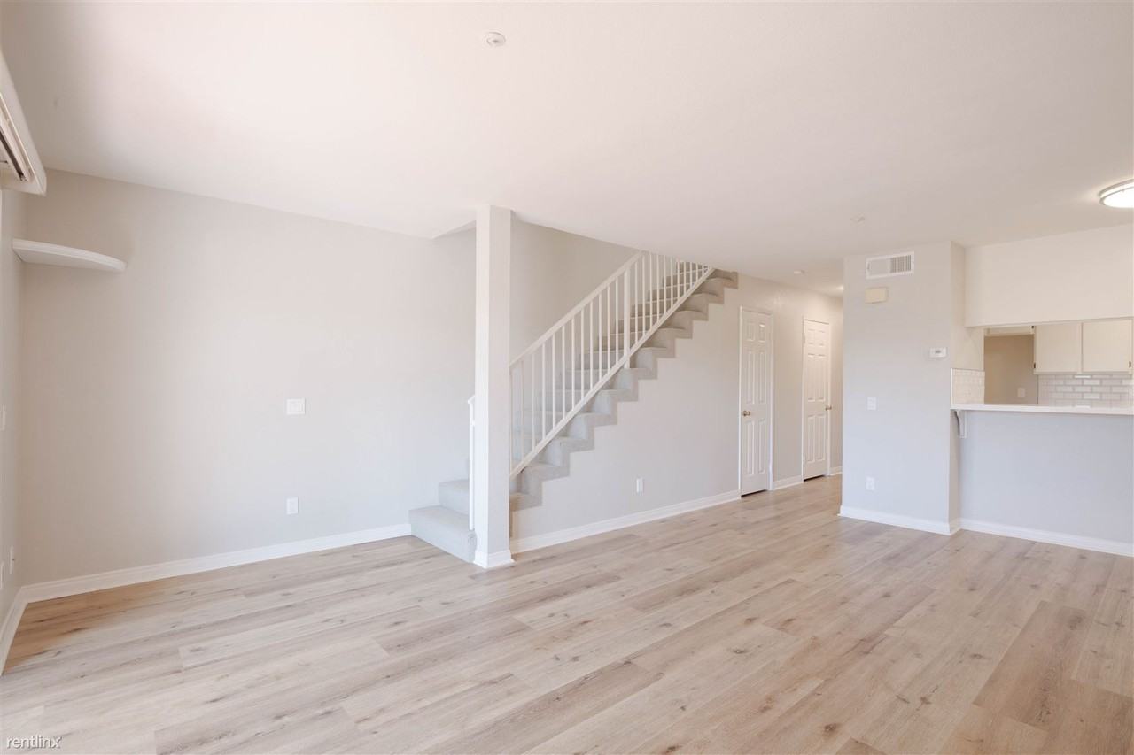 5704 Camino Del Cielo - Photo 3 of 22