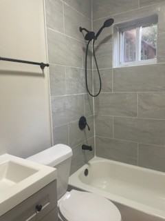 530 Lindsay St Nw - Photo 2 of 7