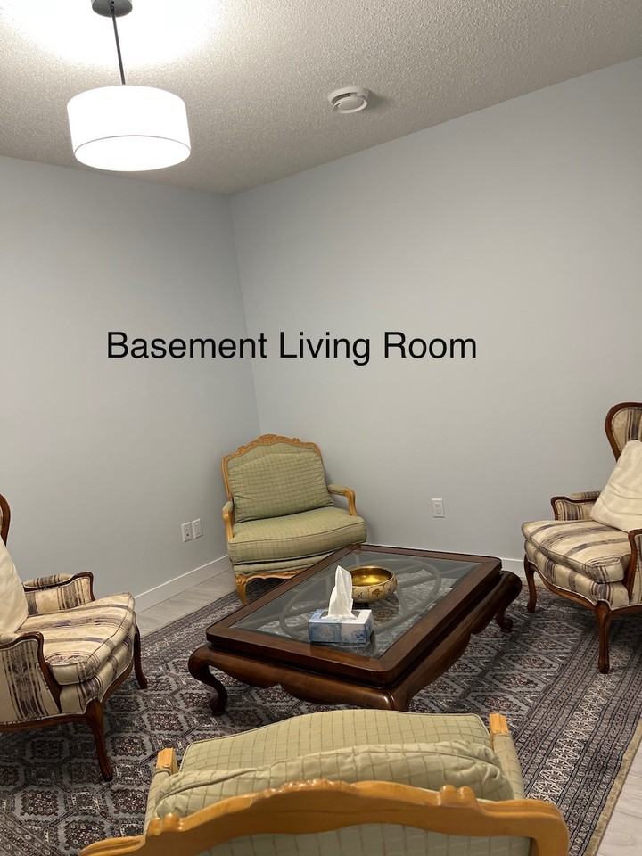 16660 32 Ave Sw Bsmt #Bsmt - Photo 2 of 10