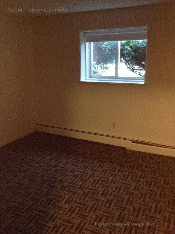 Marlboro St #1E - Photo 4 of 4