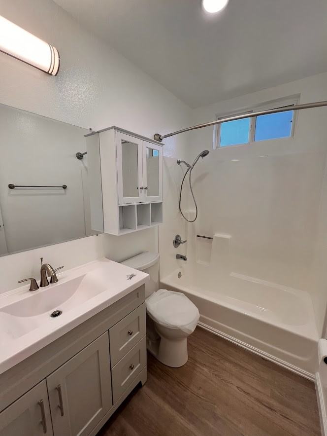 326 N 10th St #A - Photo 2 of 3