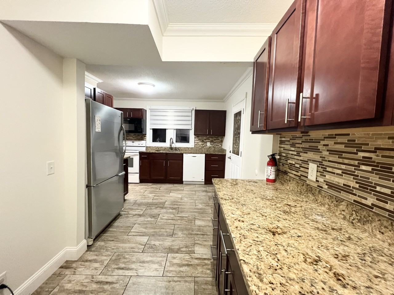 3947 Dupont Ave N #NA - Photo 3 of 15