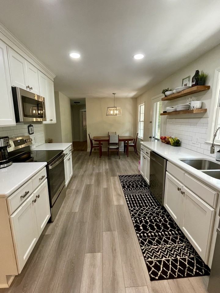 3429 Gladstone St #NA - Photo 3 of 34