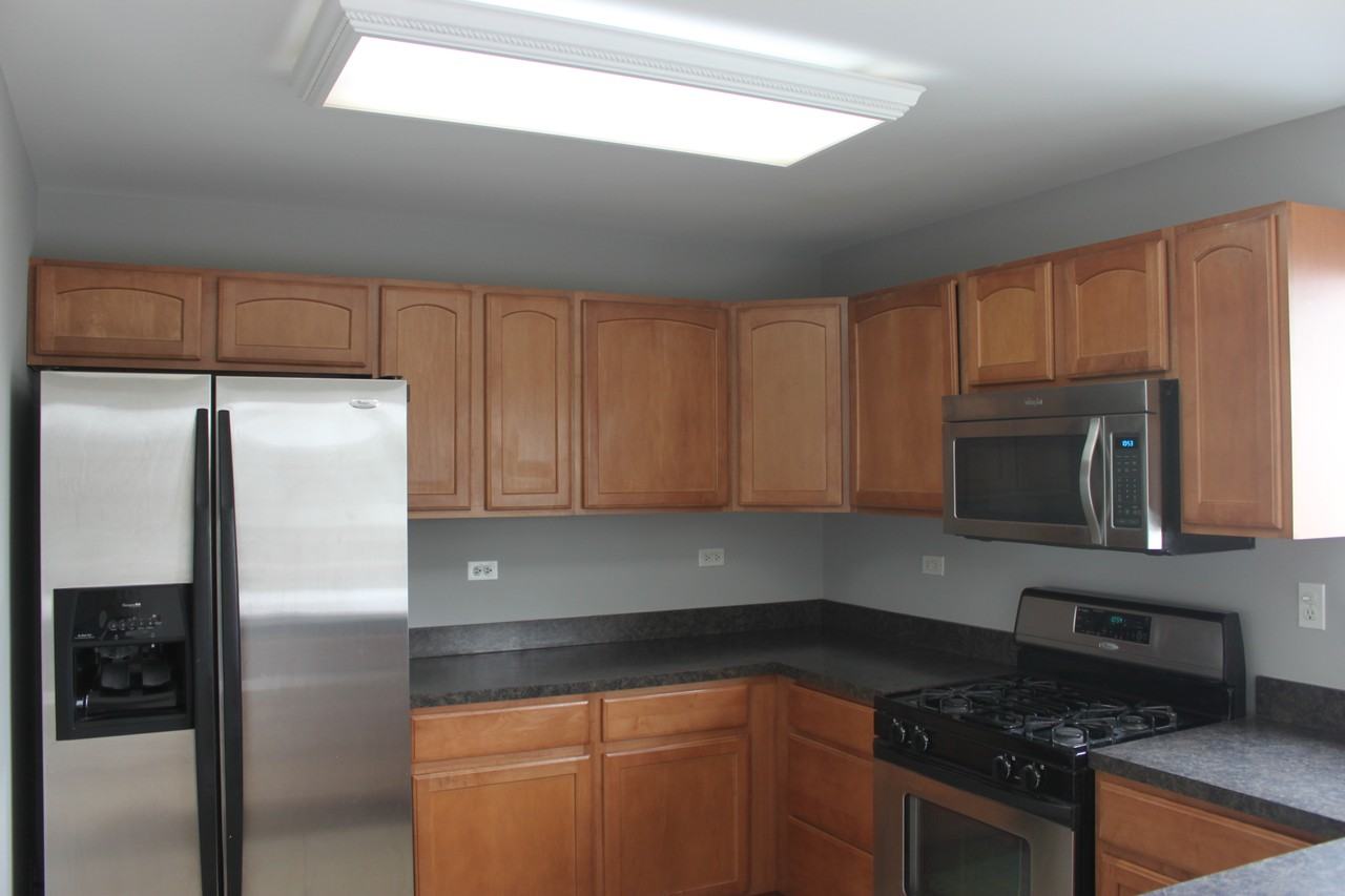 903 Emerald Dr #903 - Photo 2 of 31