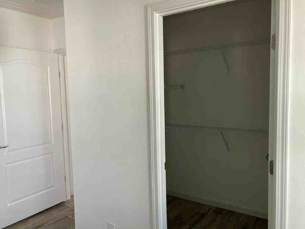 3617 Campari Dr - Photo 7 of 36