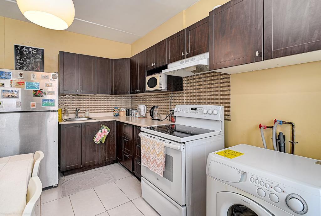 2387 Av de la Salle - Photo 2 of 9