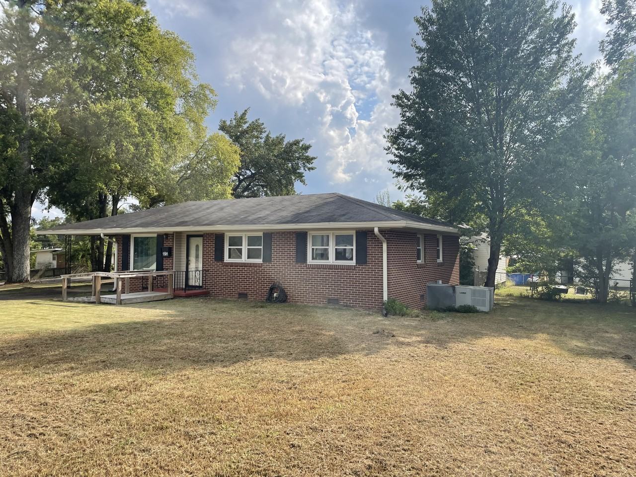 1501 E 31st St #NA - Photo 2 of 19