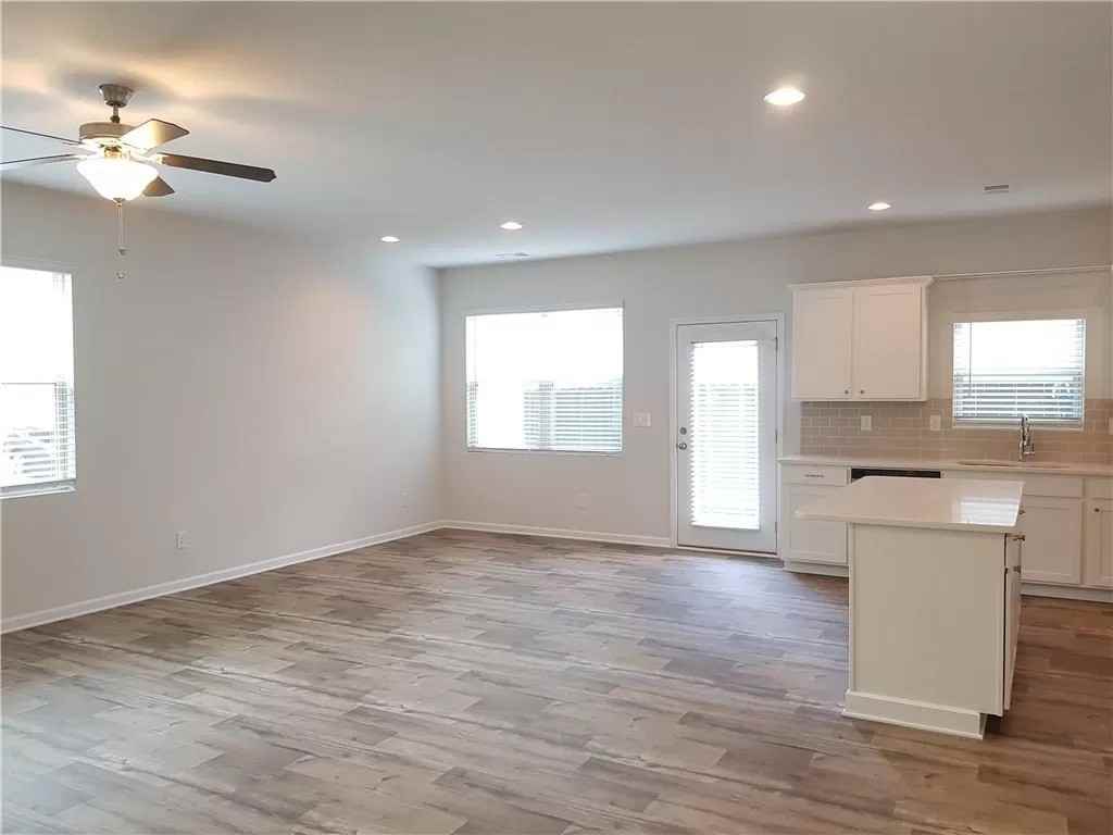 102 Mansie Park Dr #NA - Photo 3 of 21