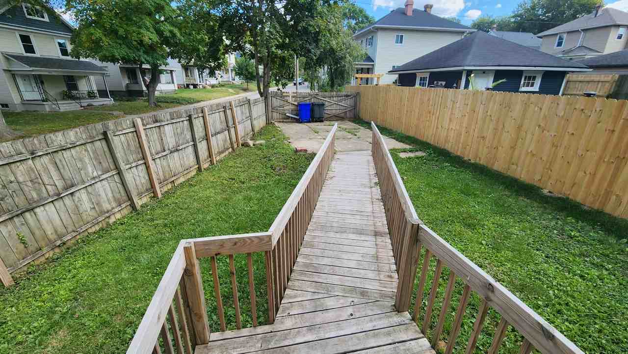 40 Anderson St #NA - Photo 2 of 18