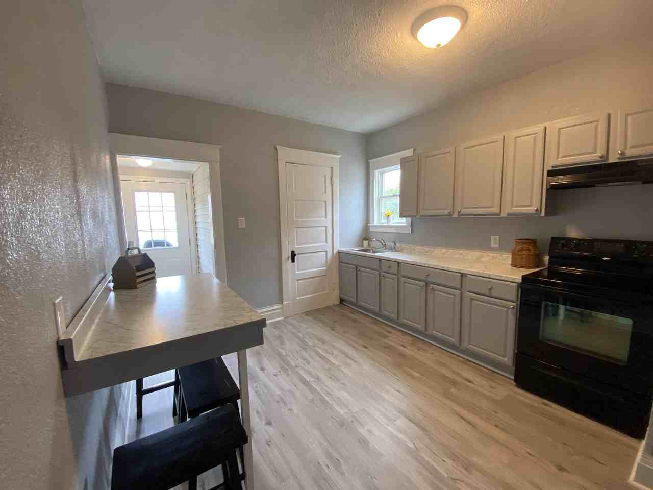 1151 Church St #1 - Photo 4 of 11