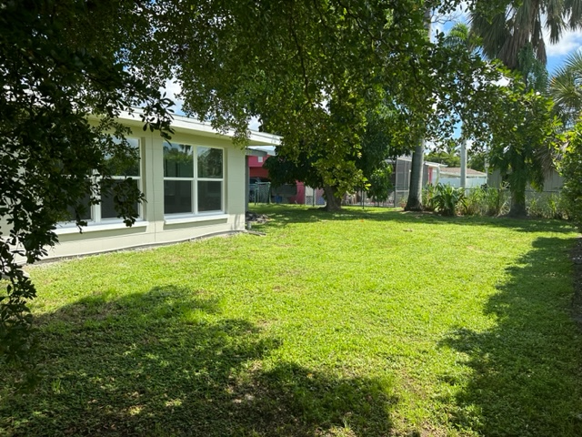 1454 Byron Rd - Photo 2 of 13