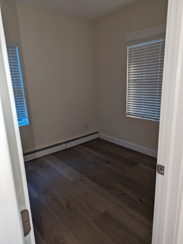 48 Railroad Ave #3 - Photo 3 of 11