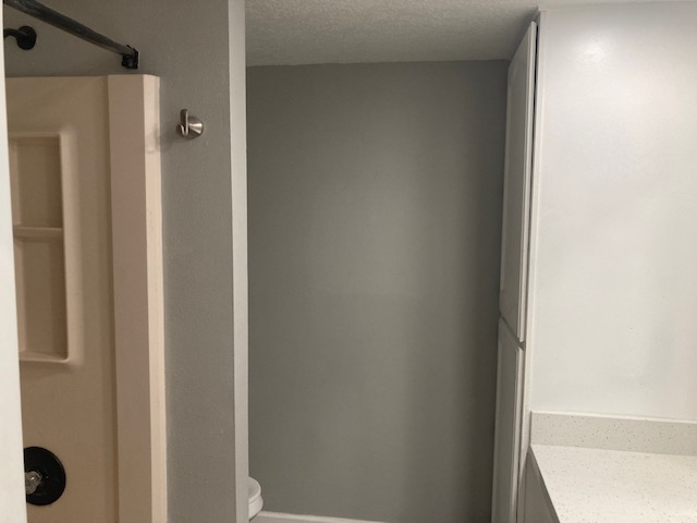 3165 W Marconi Ave - Photo 3 of 15