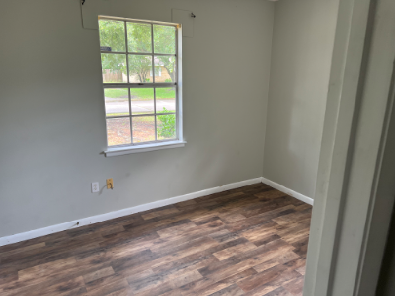 3701 Devonshire Dr - Photo 3 of 6