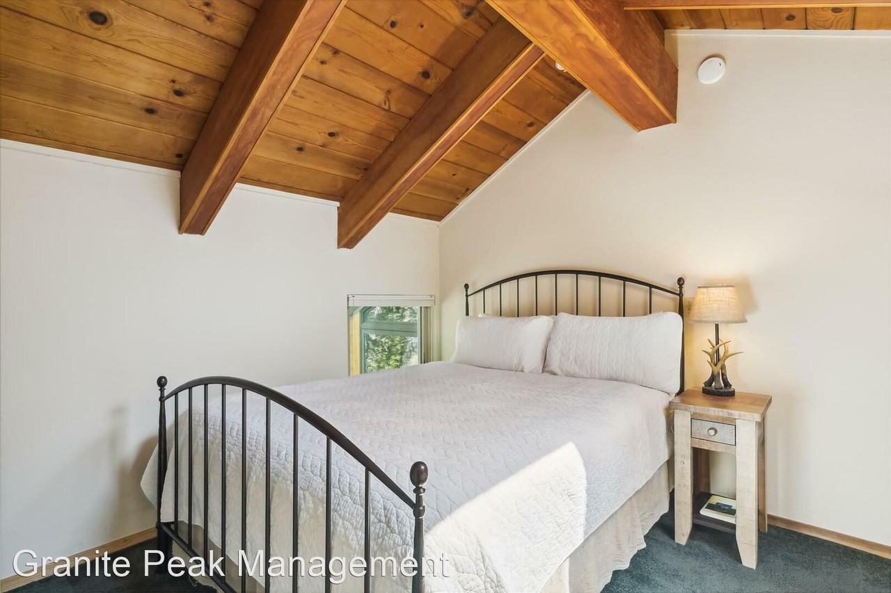 2755 N Lake Blvd #97 - Photo 3 of 17