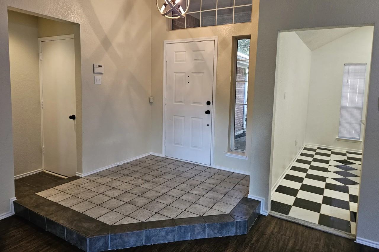 4184 Goodnight Cir - Photo 2 of 12