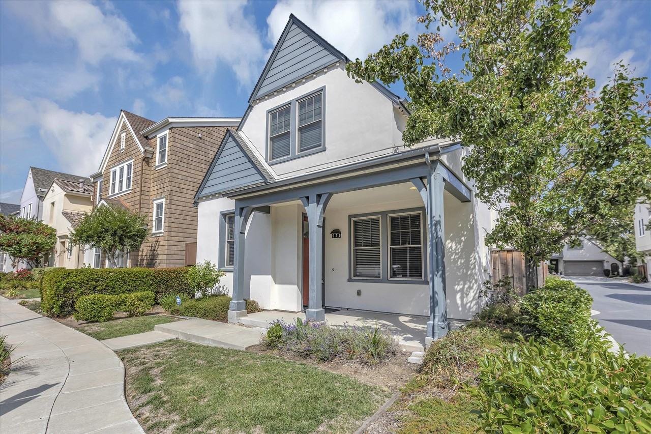 928 Valencia Ave - Photo 2 of 37