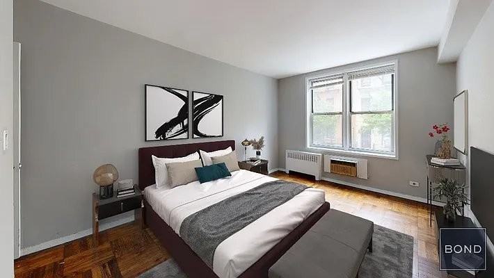 E 58th St #2EF - Photo 3 of 8