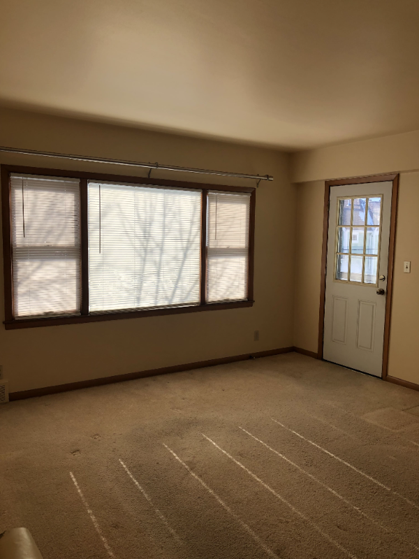 1750A N Astor St - Photo 2 of 9