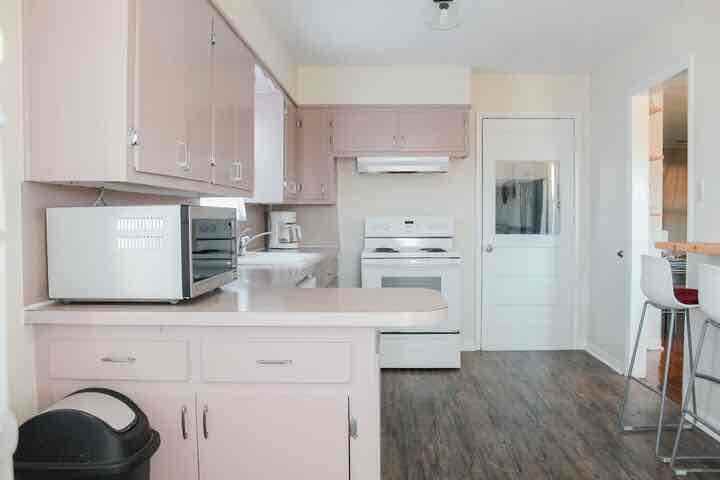 3802 Northwest Euclid Avenue - Photo 7 of 9