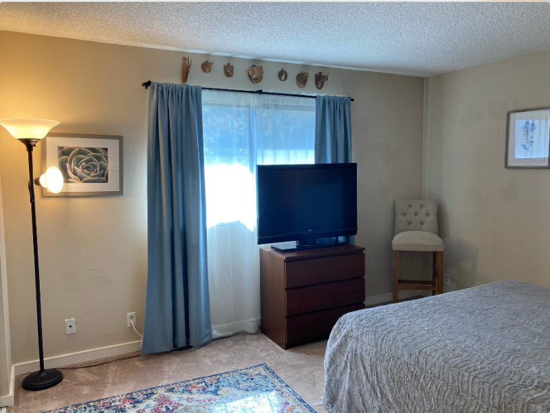 8750 Mountain Blvd - Photo 3 of 19