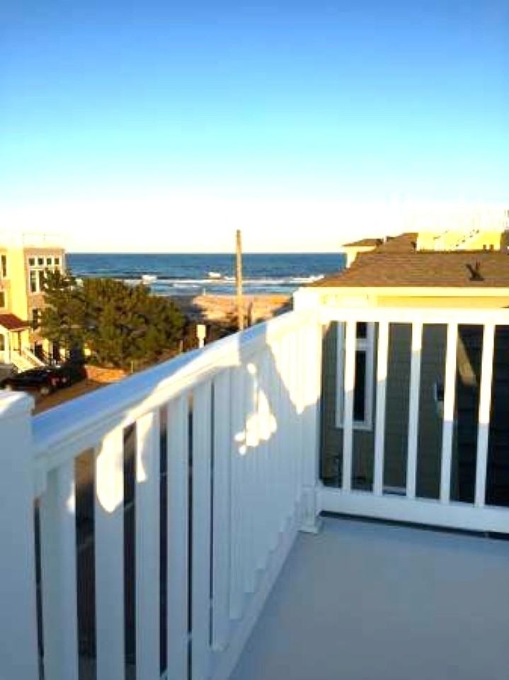 116 E Seabreeze Ave #1 - Photo 2 of 25