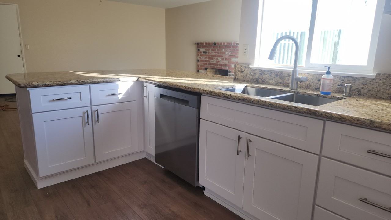 417 Willow Creek Dr #NA - Photo 2 of 12