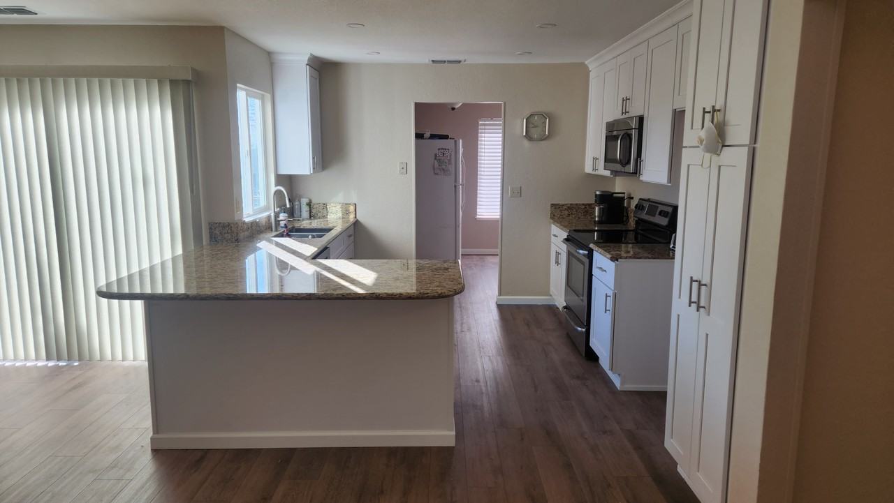 417 Willow Creek Dr #NA - Photo 3 of 12