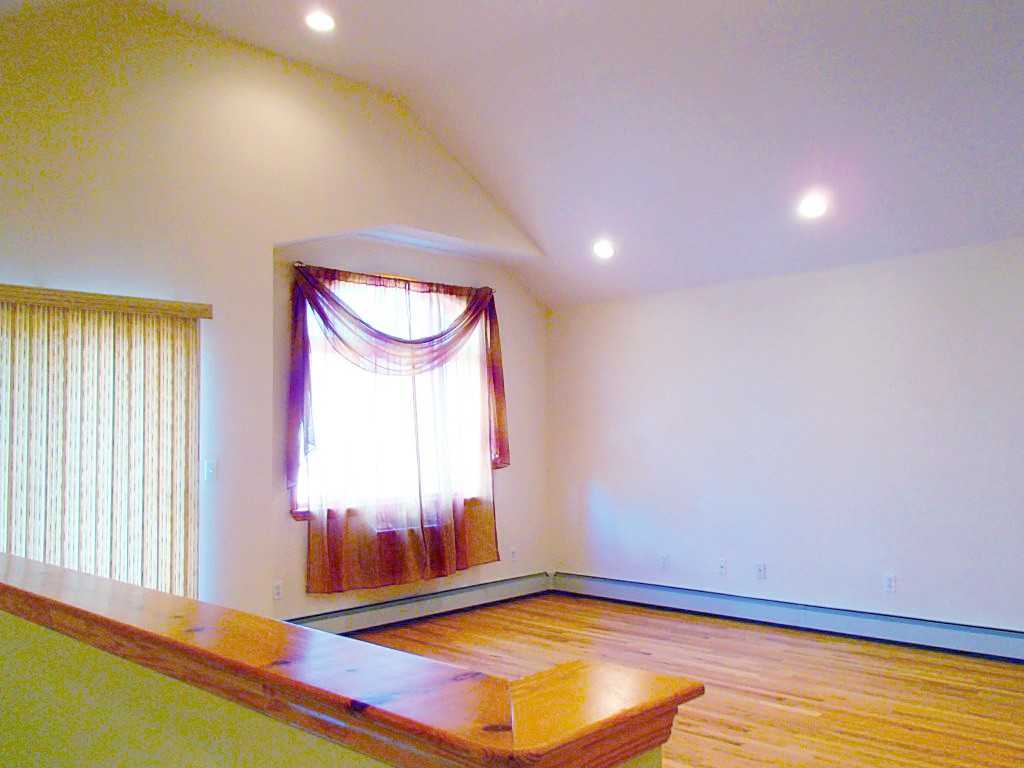 1844 84th St #3 - Photo 2 of 27