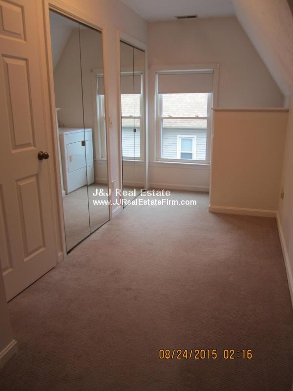 40 June St 3 - Photo 2 of 5
