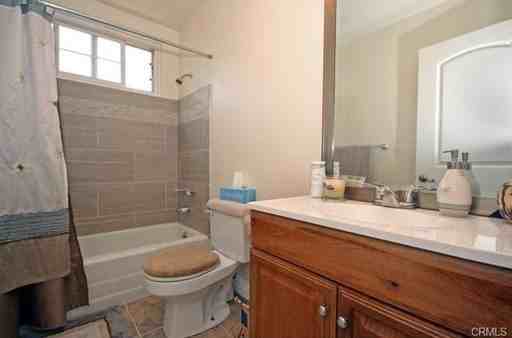 3230 Norfolk Dr - Photo 3 of 3