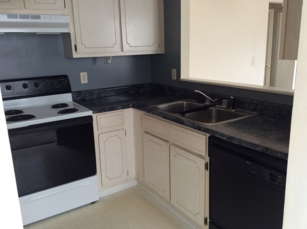 214 Magnolia Plantation Ct #214 - Photo 4 of 11