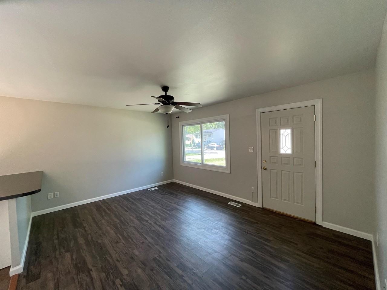 2803 Willowpark Dr #1 - Photo 3 of 15